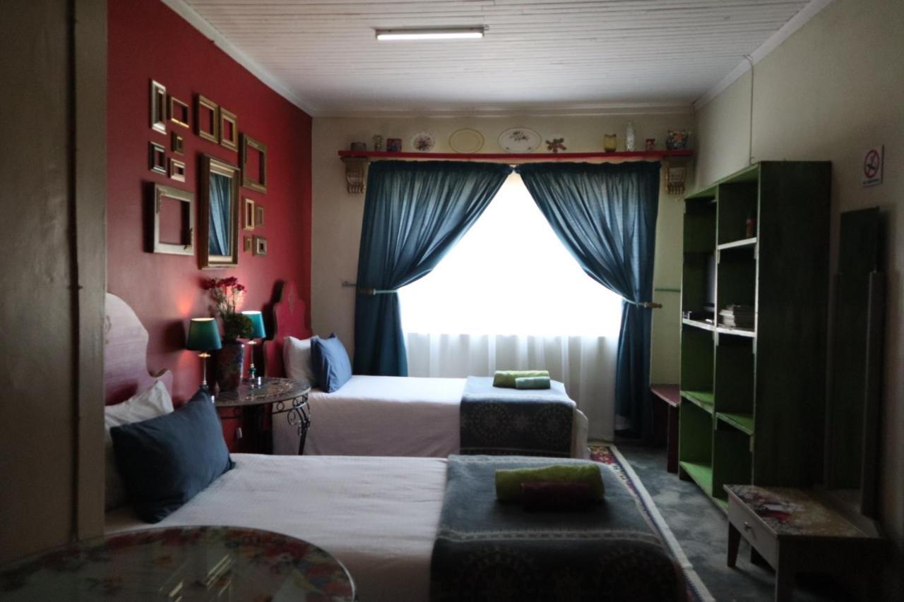 Rocks & Roses Farm Stay Lochiel Exterior photo